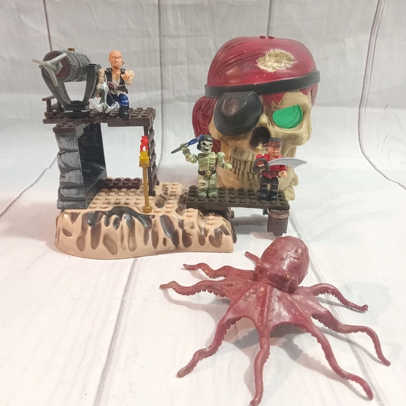 Mega blok Vintage Mega Bloks Pyrates Coffer Trap Incomplete - Picture 3 of 10